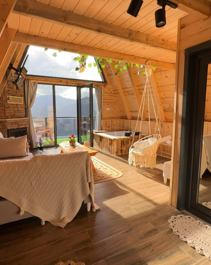 Dere Manzaralı Bungalov
