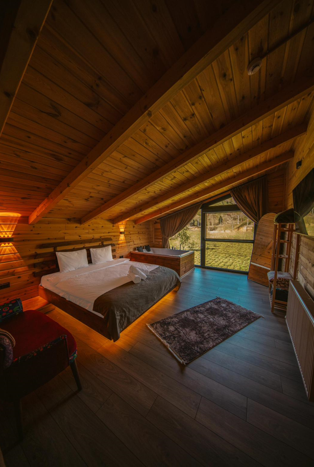 Dere Manzaralı Bungalov