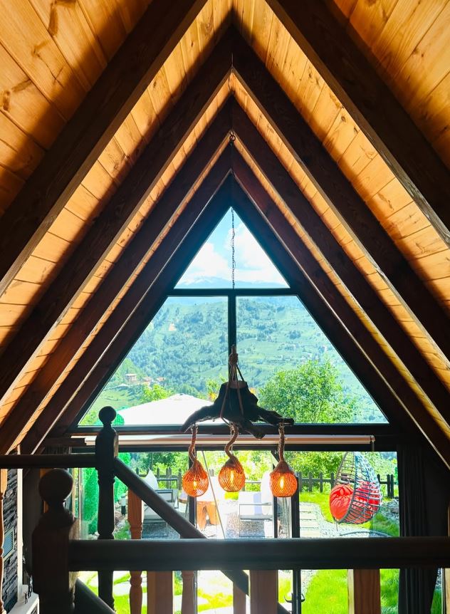 Dere Manzaralı Bungalov