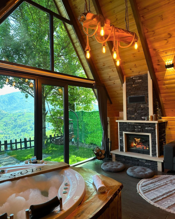 Dere Manzaralı Bungalov