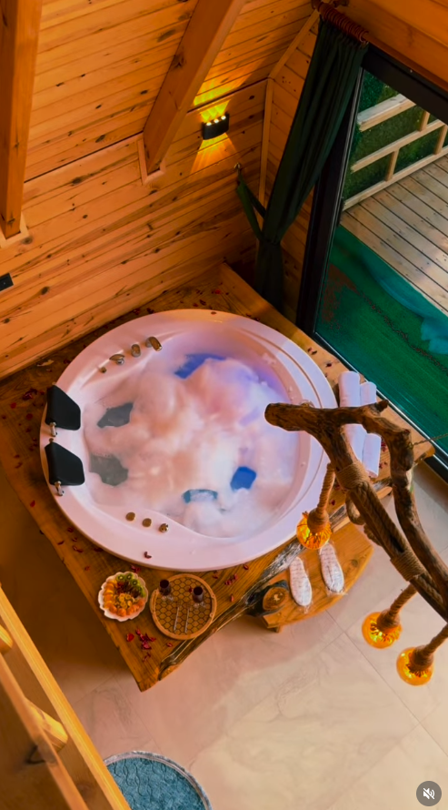 Dere Manzaralı Bungalov