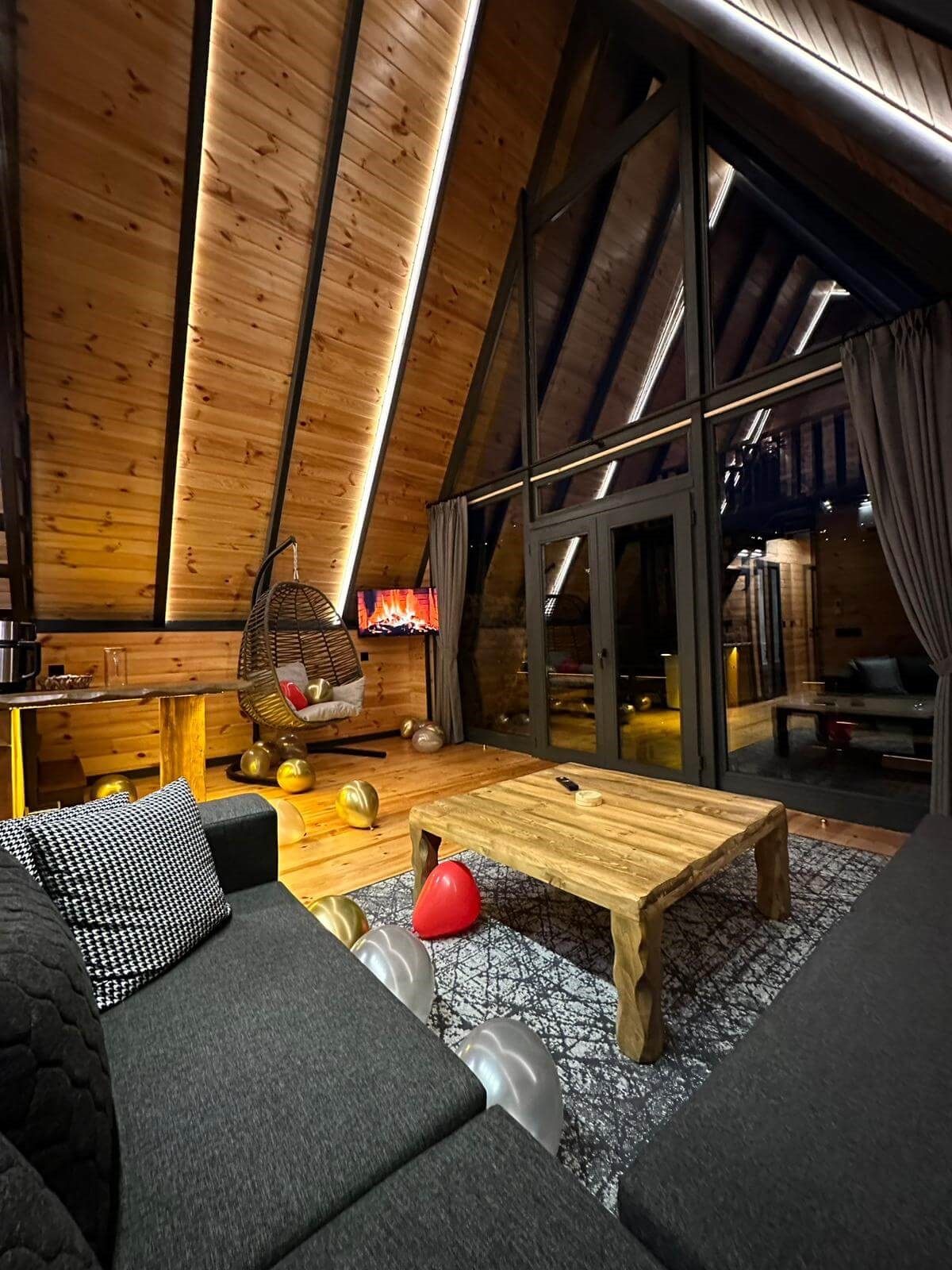 Dere Manzaralı Bungalov