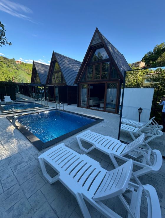 Dere Manzaralı Bungalov