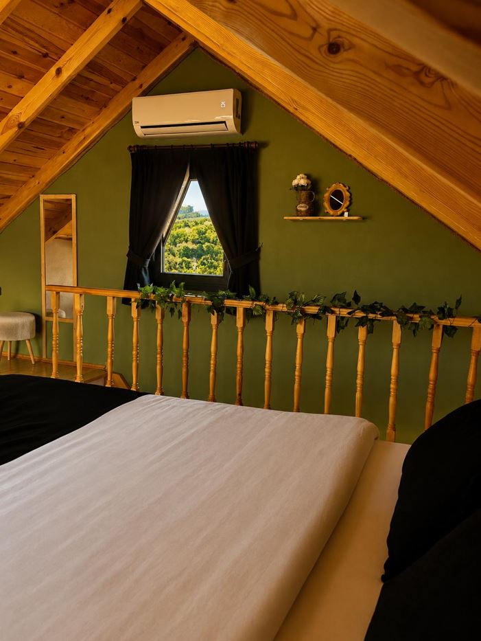 Dere Manzaralı Bungalov